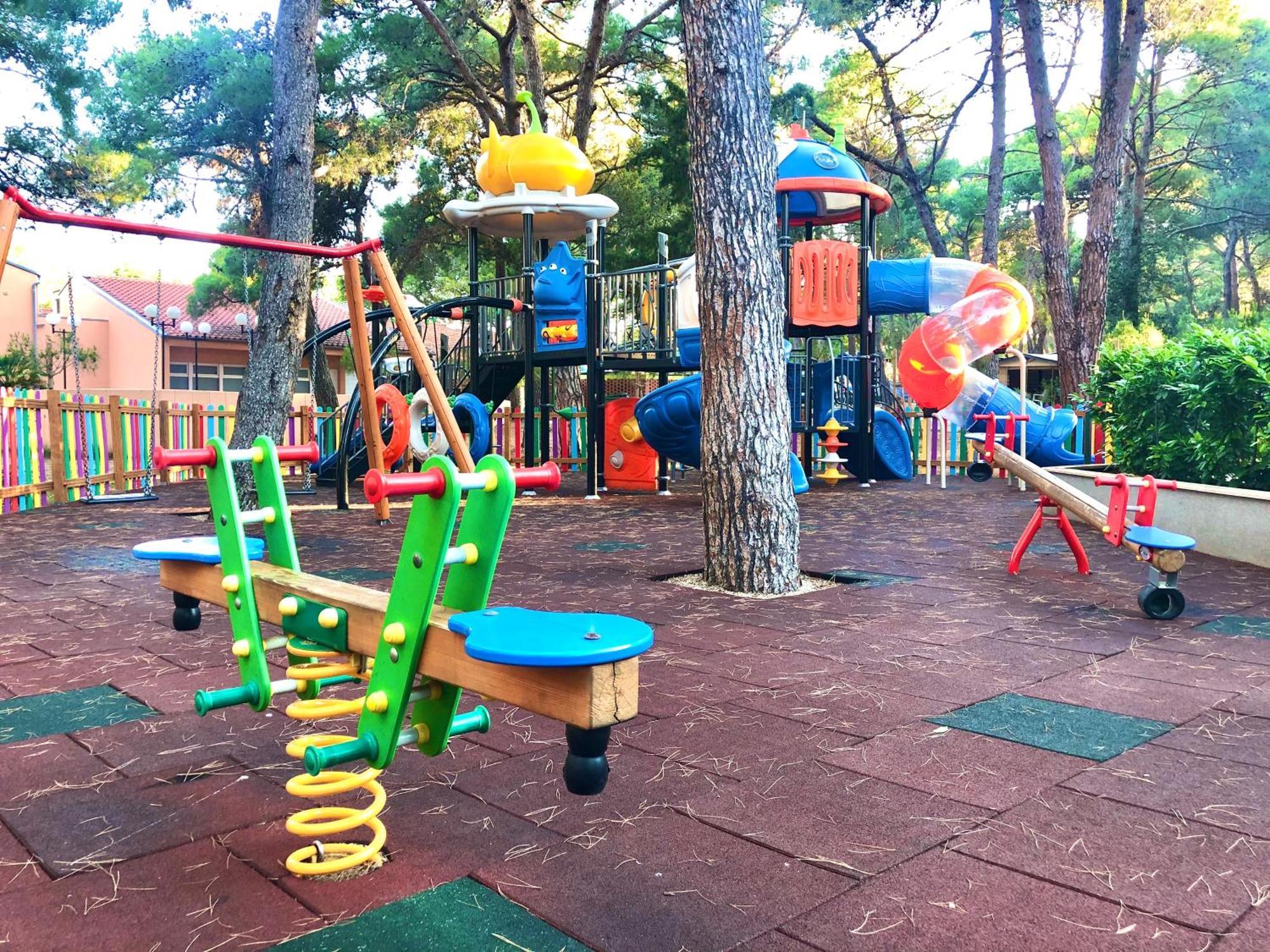 Glamping Tents | Losinj | Camp Cikat มาลีโลชินจ์ ภายนอก รูปภาพ